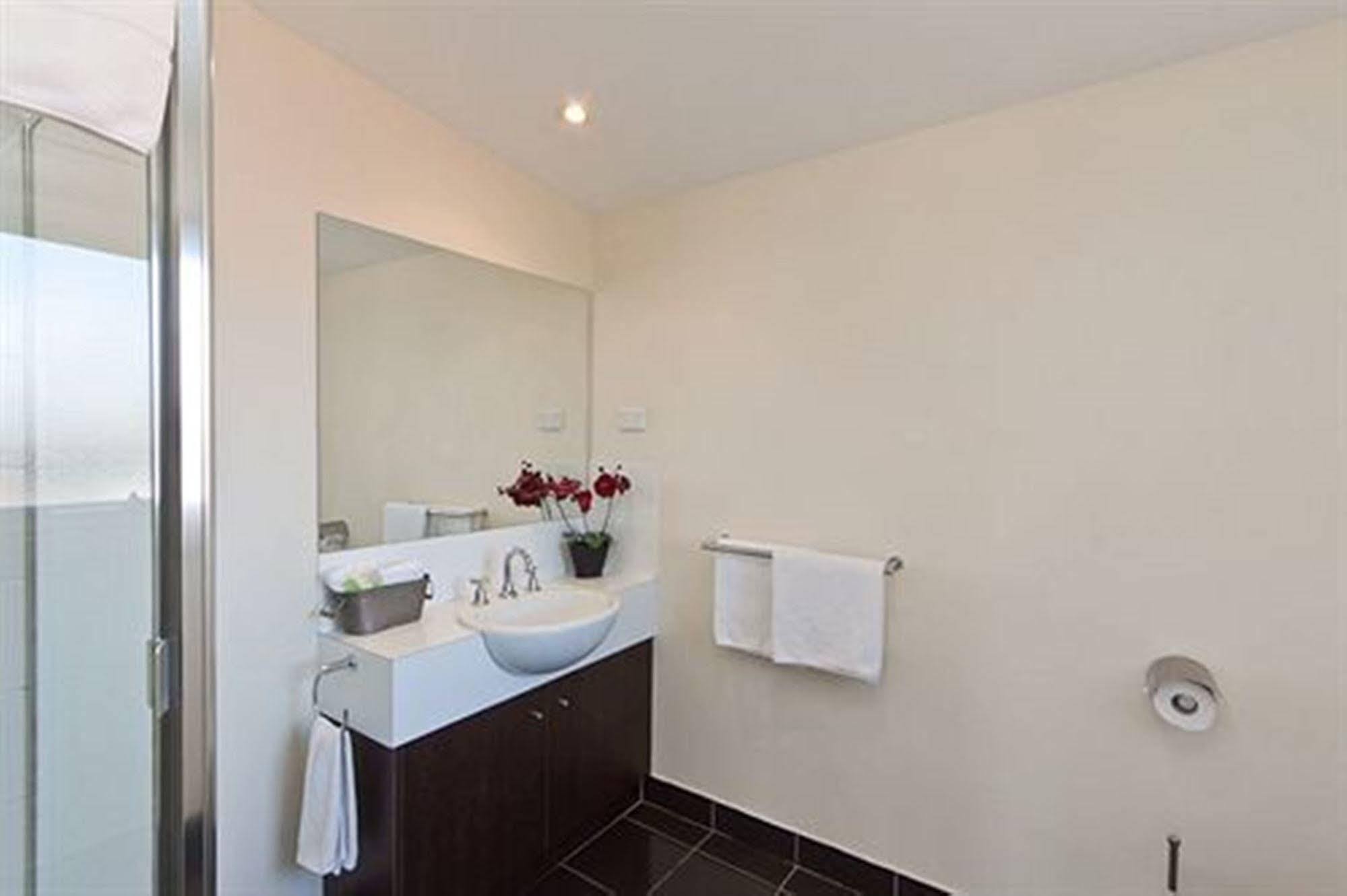 Sixty Two On Grey Serviced Apartments Melbourne Exterior photo